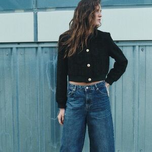 NEW WITH TAG NEVER USED Zara black tweed jacket with gold buttons